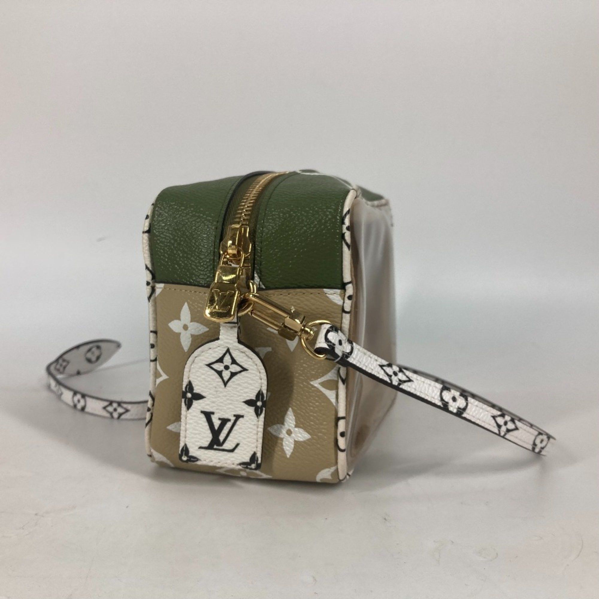 Louis Vuitton Louis Vuitton Beach Pouch shoulder Size ONE SIZE - 4 Thumbnail