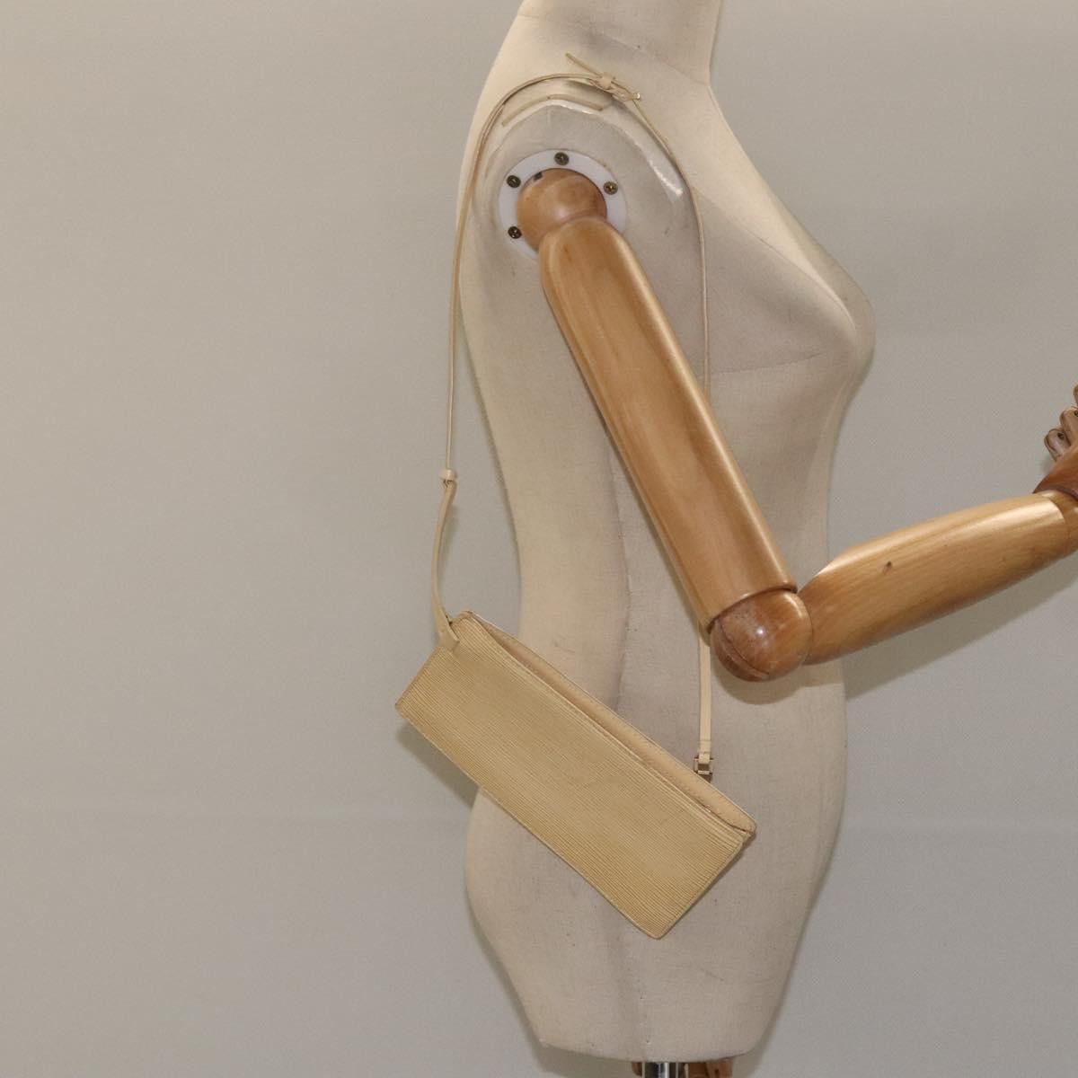 Louis Vuitton Louis Vuitton shoulder Size ONE SIZE - 14 Thumbnail