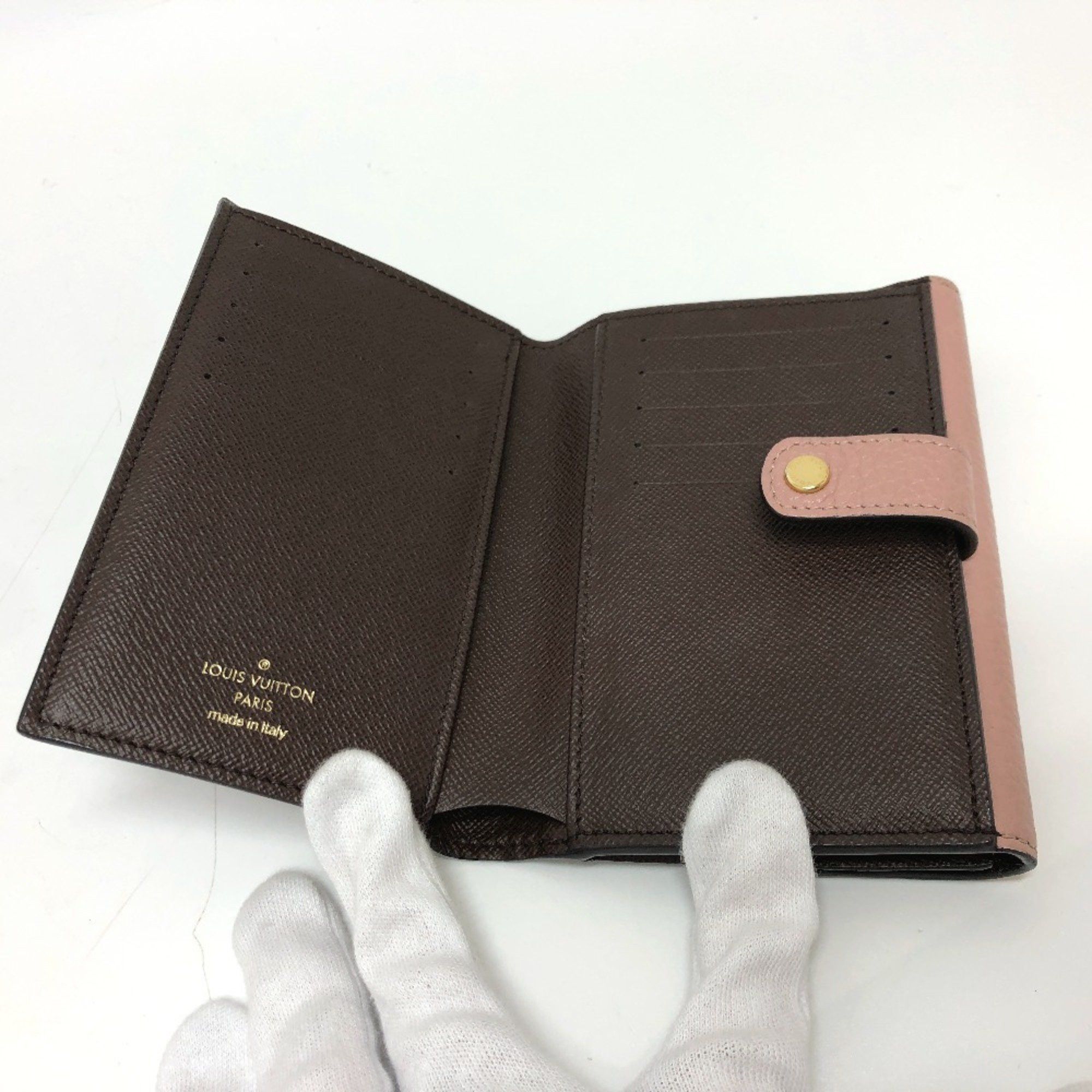 Louis Vuitton Louis Vuitton Normandy wallet Size ONE SIZE - 14 Thumbnail