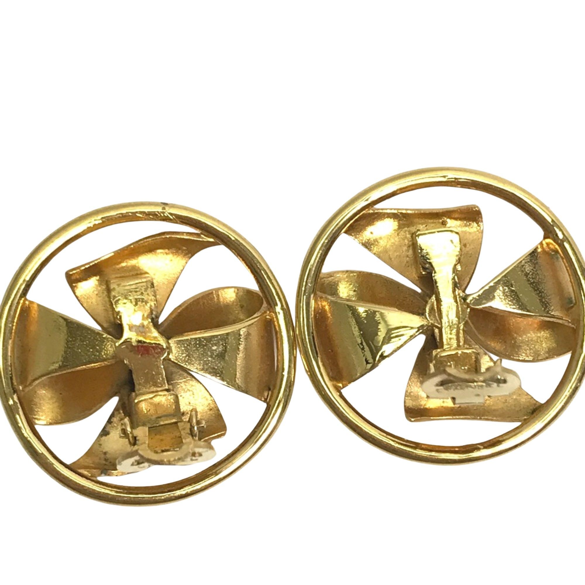 Chanel Chanel Vintage Round Clip Earrings earring Size ONE SIZE - 2 Thumbnail