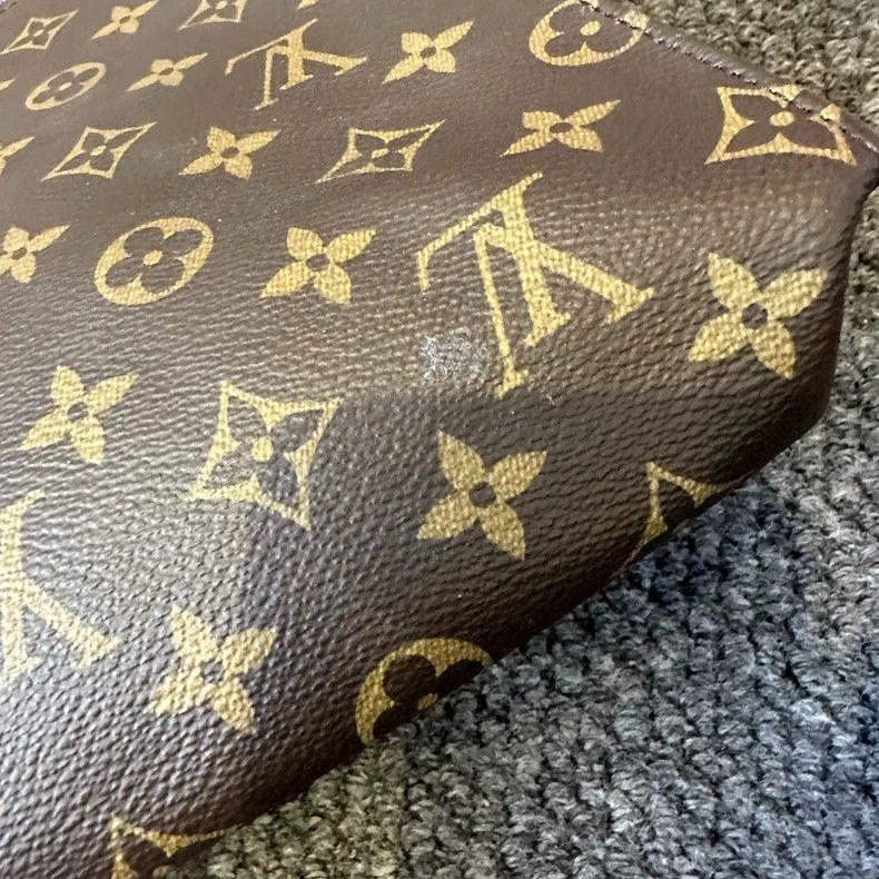 Louis Vuitton louis vuitton toiletry pouch 26 Size ONE SIZE - 3 Thumbnail