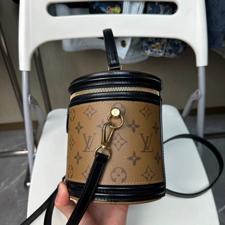 Louis Vuitton Louis Vuitton Cannes Mini Bucket Bag Size ONE SIZE - 5 Thumbnail