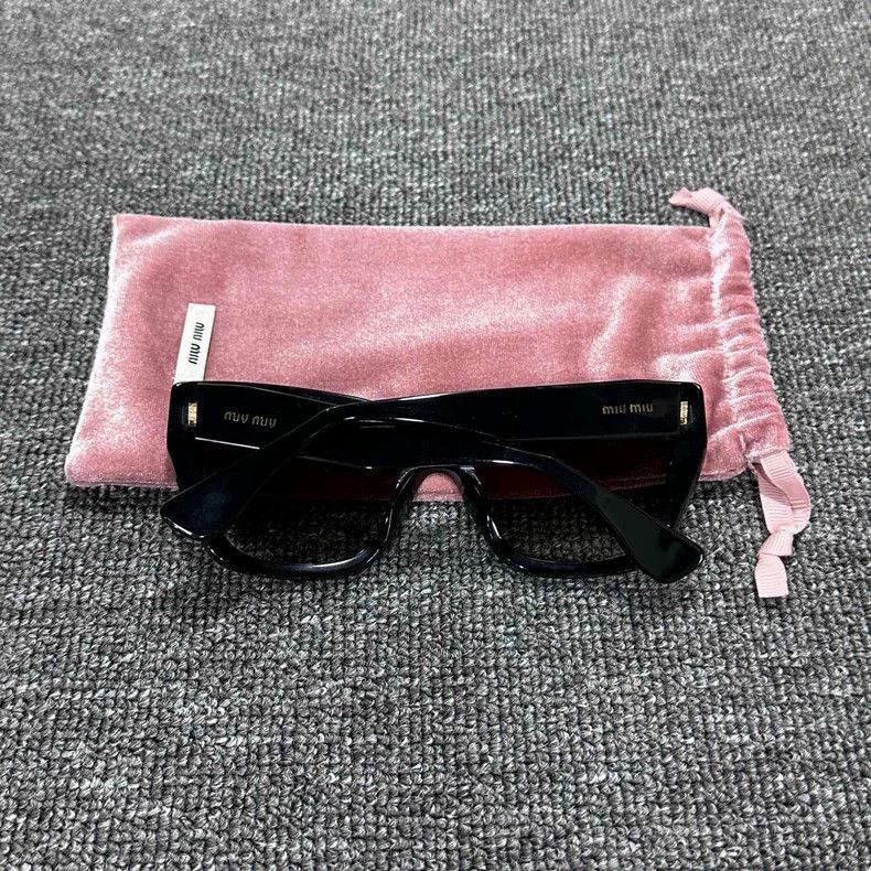 Miu Miu miumiu black metal logo sunglasses Size ONE SIZE - 4 Thumbnail