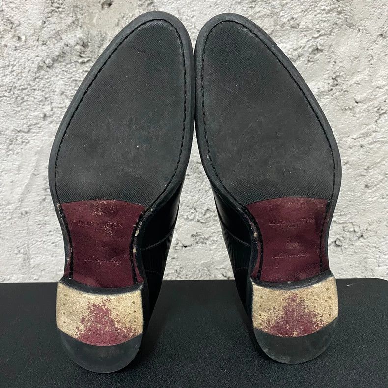 Louis Vuitton louis vuitton black leather shoes Size US 6 / EU 39 - 7 Thumbnail
