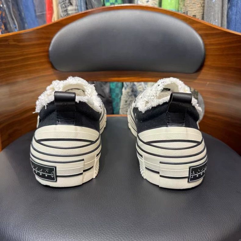 xVESSEL xvessel black and white lowtop sneakers Size US 12 / EU 45 - 3 Thumbnail
