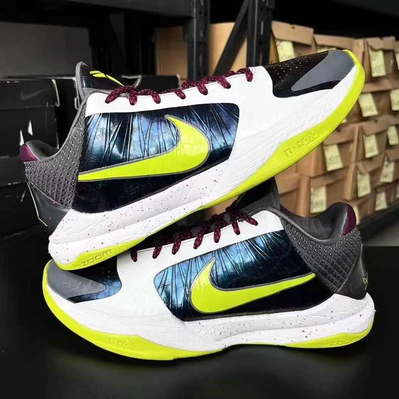 Adidas nike kobe zk5 clown 42.5 size Size US 10 / EU 43 - 9 Thumbnail