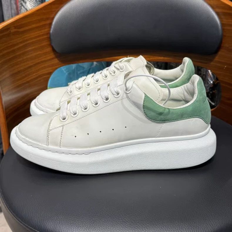 Alexander McQueen mcqueen white low-top sneakers Size US 10 / EU 43 - 5 Thumbnail
