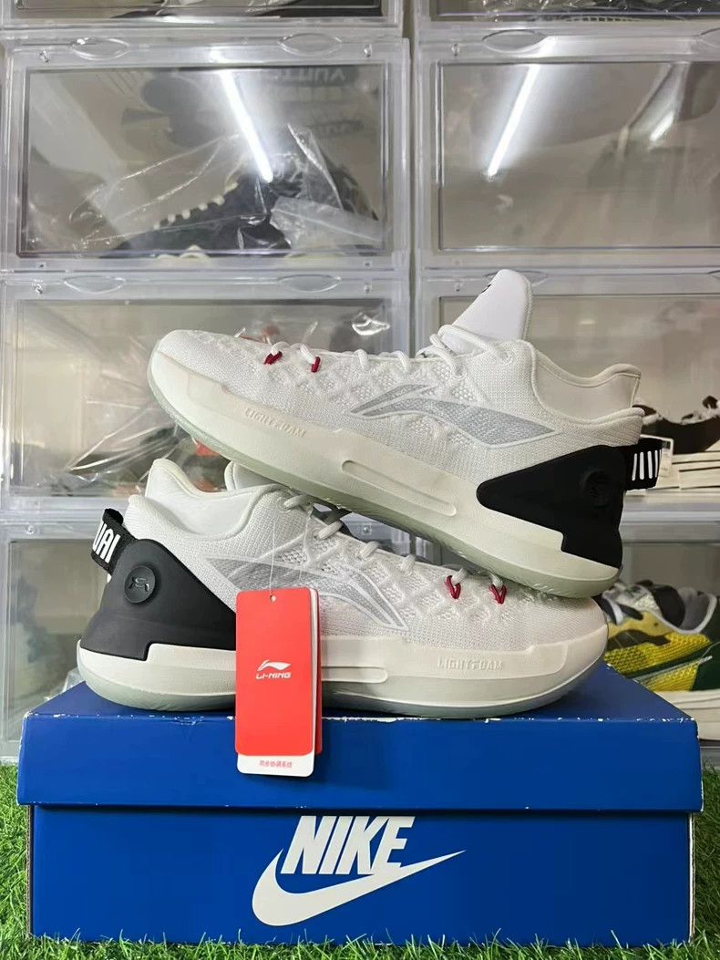 Li-Ning Li-Ning Yushuai 13 Low basketball shoe Size US 5 / EU 37 - 3 Thumbnail