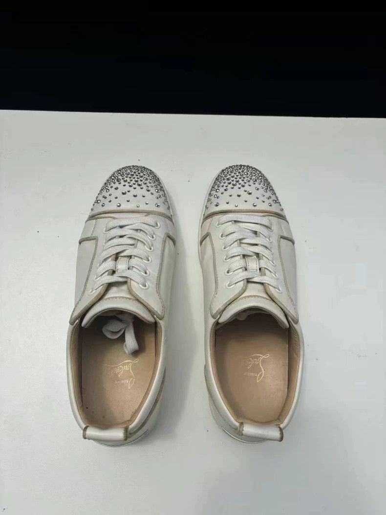 Common Projects white lowtop sneakers with embellishments Size US 9.5 / EU 42-43 - 4 Thumbnail