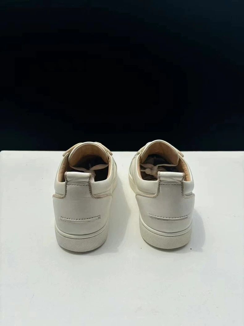 Common Projects white lowtop sneakers with embellishments Size US 9.5 / EU 42-43 - 3 Thumbnail
