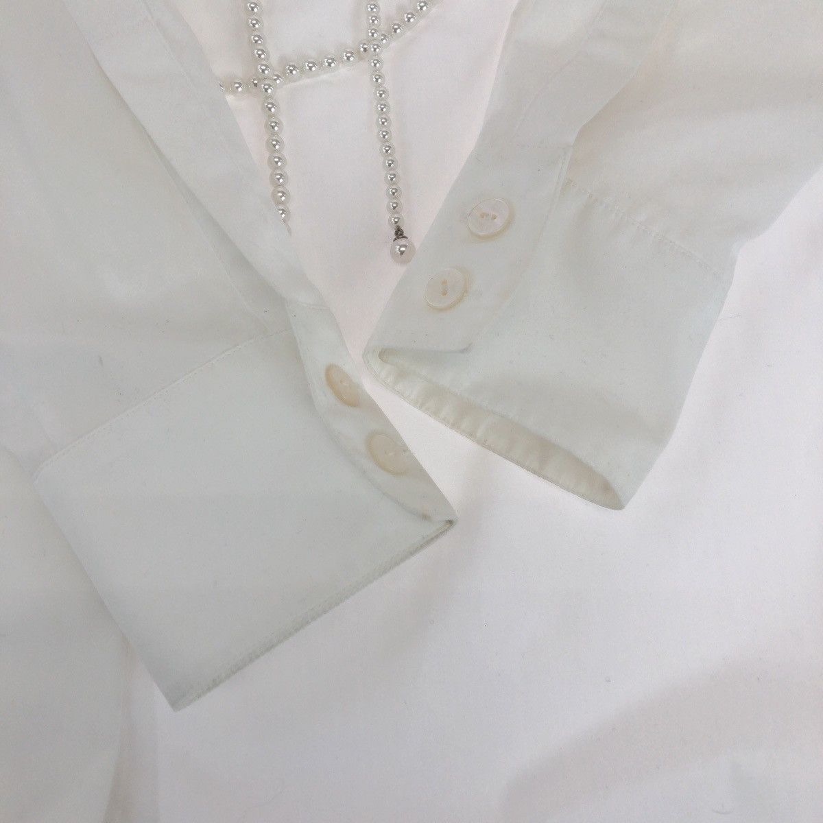 Chanel Chanel CHANEL Coco Mark Sequin Pearl Polyester Shirt Others Dress Shirt P70673V48585 Size ONE SIZE - 17 Thumbnail