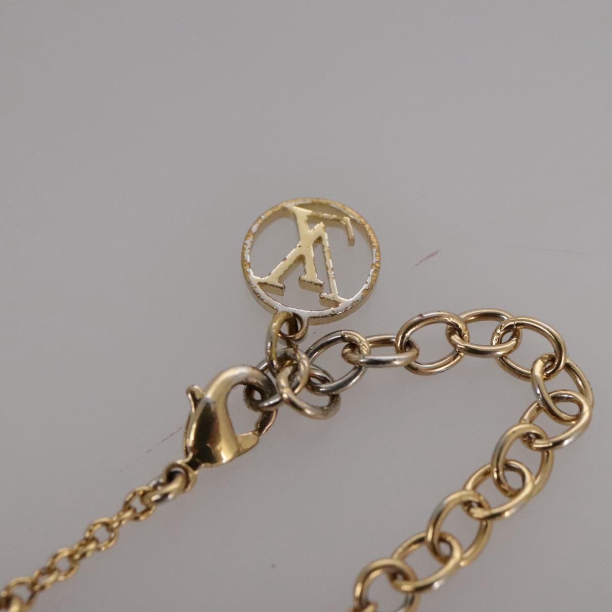 Louis Vuitton Louis Vuitton Essential V necklace Size ONE SIZE - 14 Thumbnail