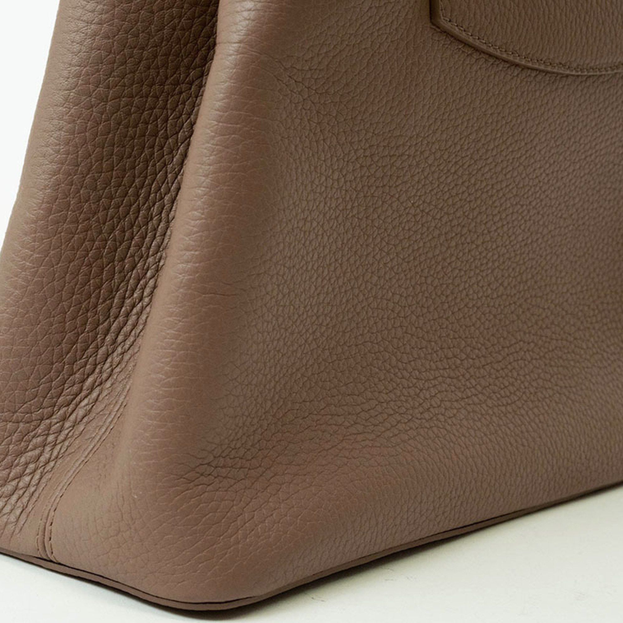 Louis Vuitton Louis Vuitton Capucines handbag Size ONE SIZE - 8 Thumbnail