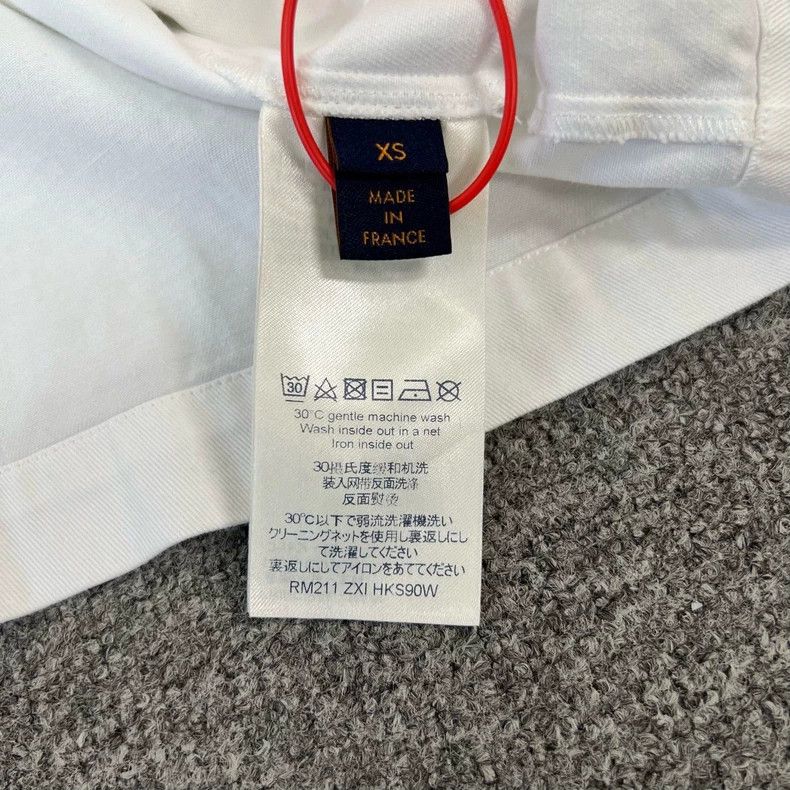Louis Vuitton Louis Vuitton Short Sleeve Shirt xs Size US XS / EU 42 / 0 - 7 Thumbnail