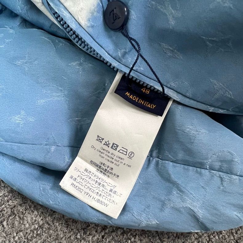 Louis Vuitton Louis Vuitton Sky Blue Hooded Jacket Size US M / EU 48-50 / 2 - 7 Thumbnail
