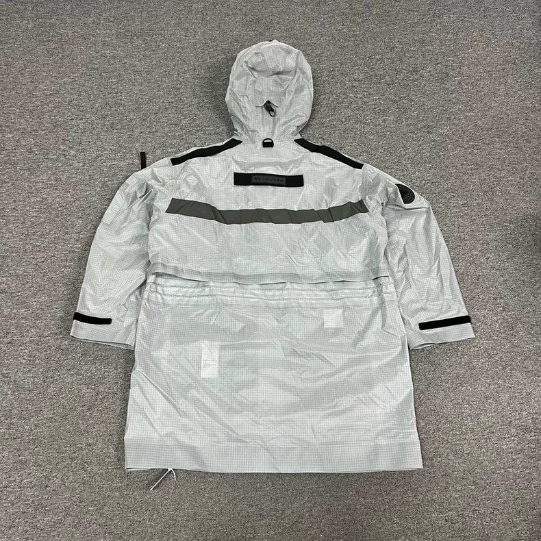 Canada Goose Canada Goose long sleeve raincoat Size US S / EU 44-46 / 1 - 2 Thumbnail