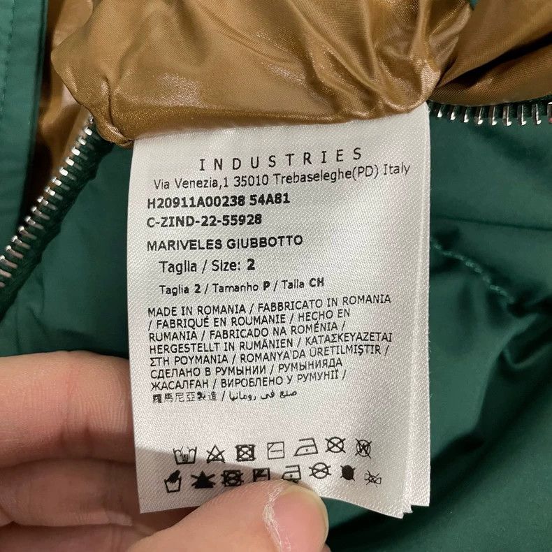 Moncler Moncler Mariveles Size US S / EU 44-46 / 1 - 8 Thumbnail