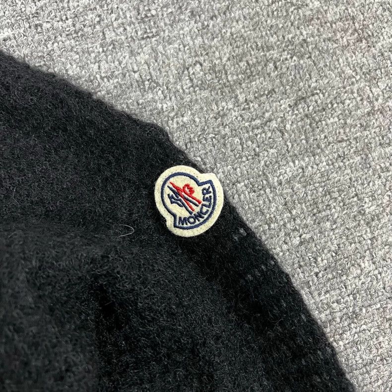 Moncler moncler black white knit sweater Size US L / EU 52-54 / 3 - 4 Thumbnail