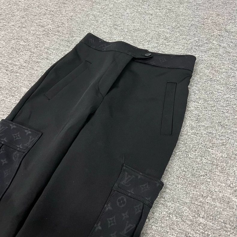 Louis Vuitton Louis Vuitton black cargo pants 34 Size US 34 / EU 50 - 3 Thumbnail