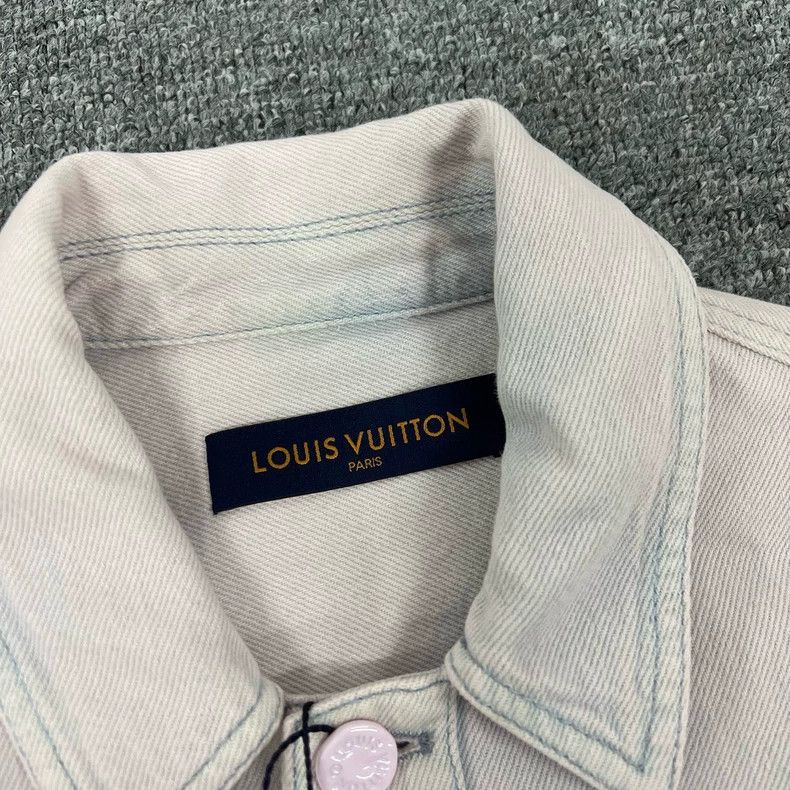 Louis Vuitton Louis Vuitton Bleached Pink Denim Jacket Size US M / EU 48-50 / 2 - 7 Thumbnail