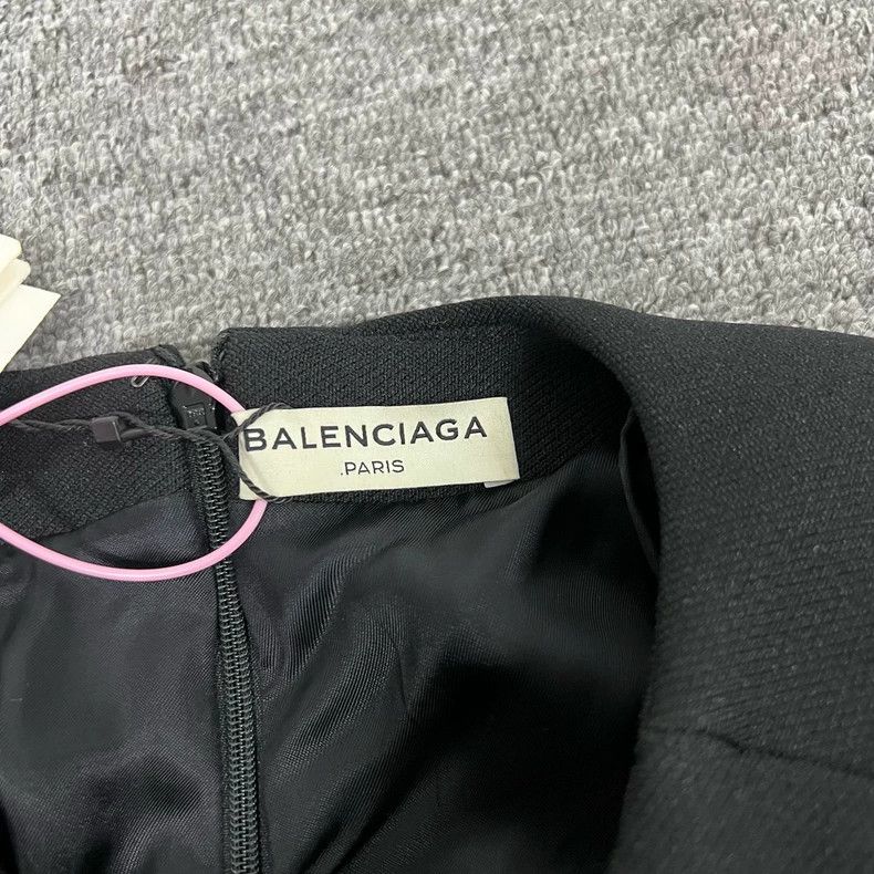 Balenciaga Balenciaga black long sleeve dress Size US 40 / EU 56 - 6 Thumbnail