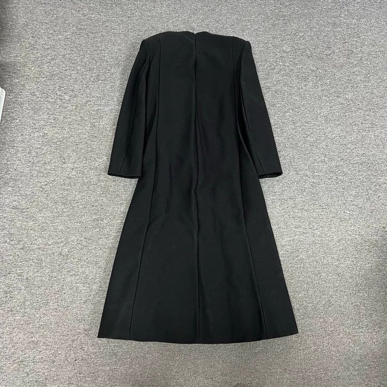 Balenciaga Balenciaga black long sleeve dress Size US 40 / EU 56 - 2 Thumbnail