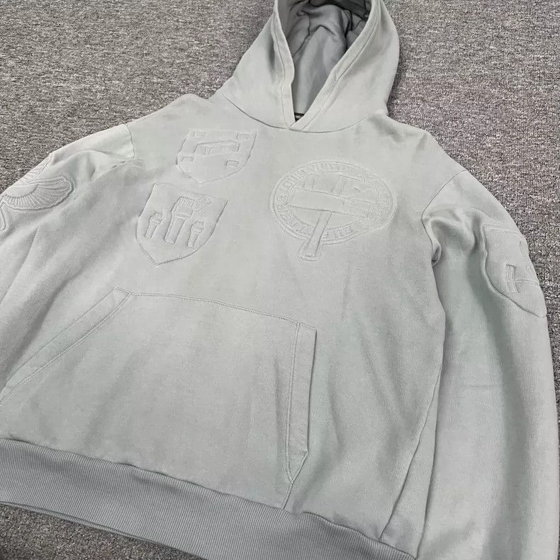 Louis Vuitton Louis Vuitton Lv Embroidered Hoodie Size US M / EU 48-50 / 2 - 5 Thumbnail