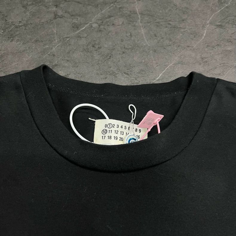 Maison Margiela Maison Margiela Black Short Sleeve Tee Size US S / EU 44-46 / 1 - 3 Thumbnail