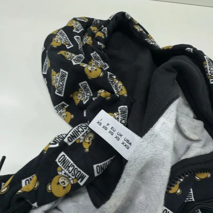 Moschino Moschino Hooded Bear Zip-Up Sweatshirt 0079 Size XS / US 0-2 / IT 36-38 - 4 Thumbnail