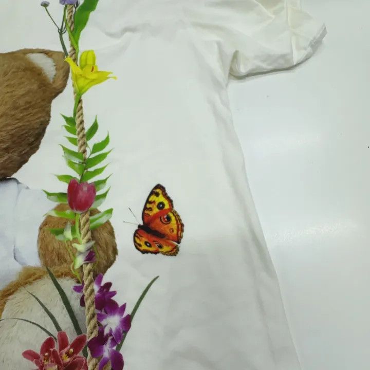 Moschino Moschino Teddy Bear Garden Print T-Shirt 0079 Size S / US 4 / IT 40 - 14 Thumbnail