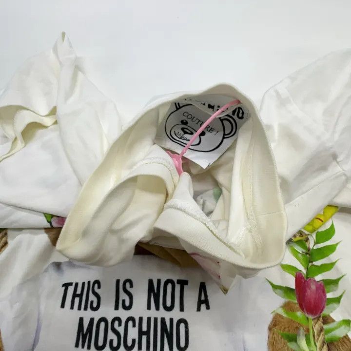 Moschino Moschino Teddy Bear Garden Print T-Shirt 0079 Size S / US 4 / IT 40 - 8 Thumbnail