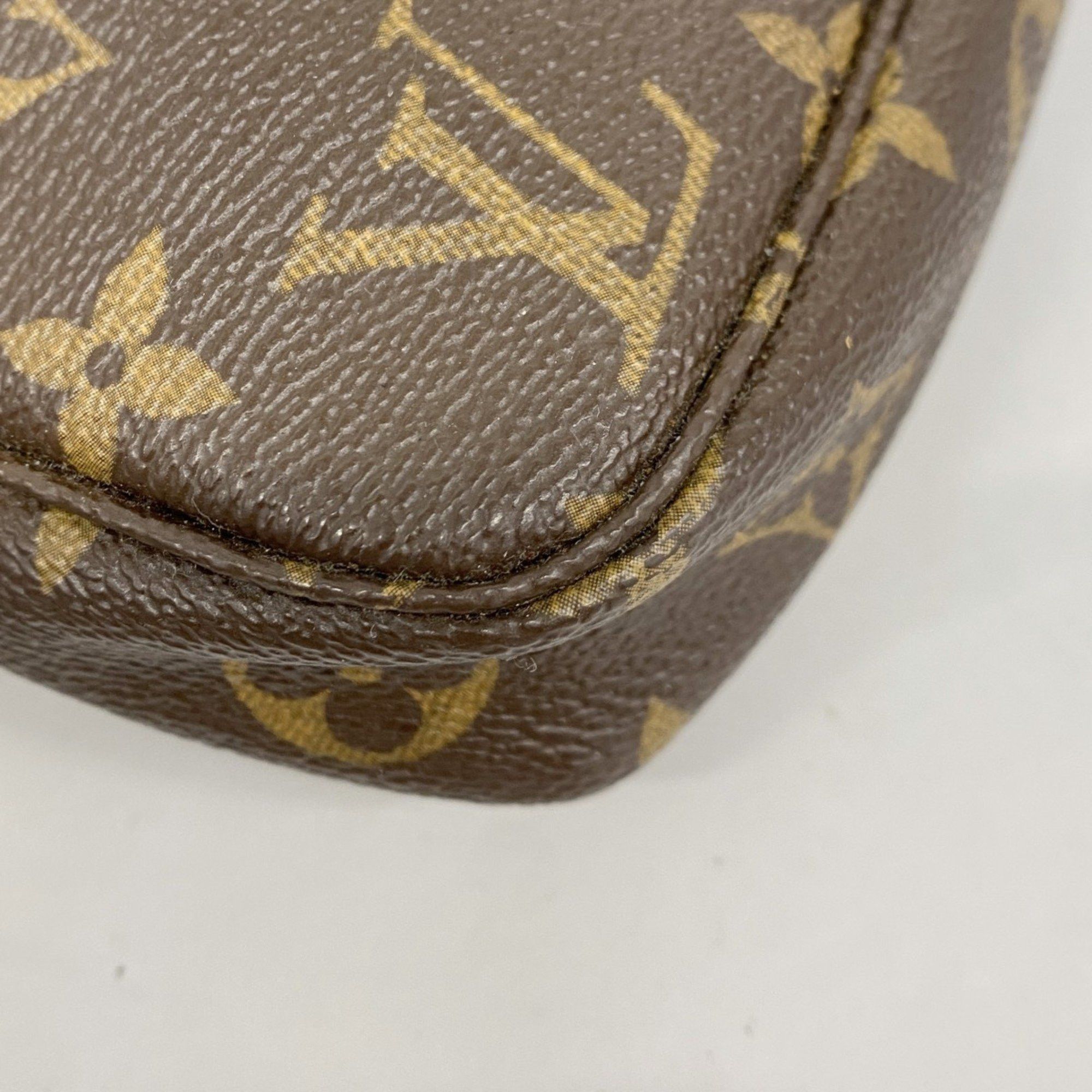 Louis Vuitton Louis Vuitton Pochette Accessoire clutch Size ONE SIZE - 4 Thumbnail