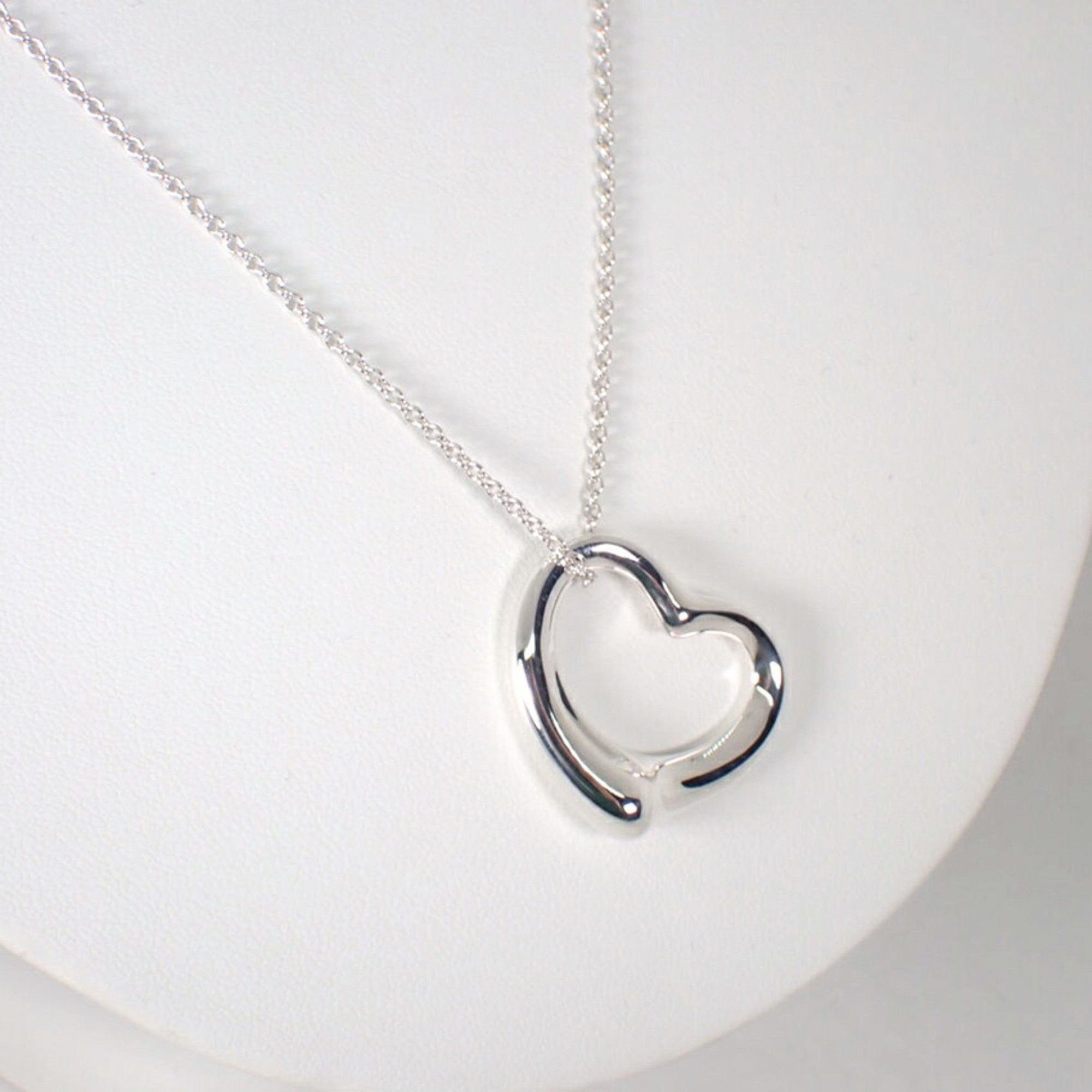 Tiffany & Co. Tiffany & Co Open Heart necklace Size ONE SIZE - 10 Thumbnail