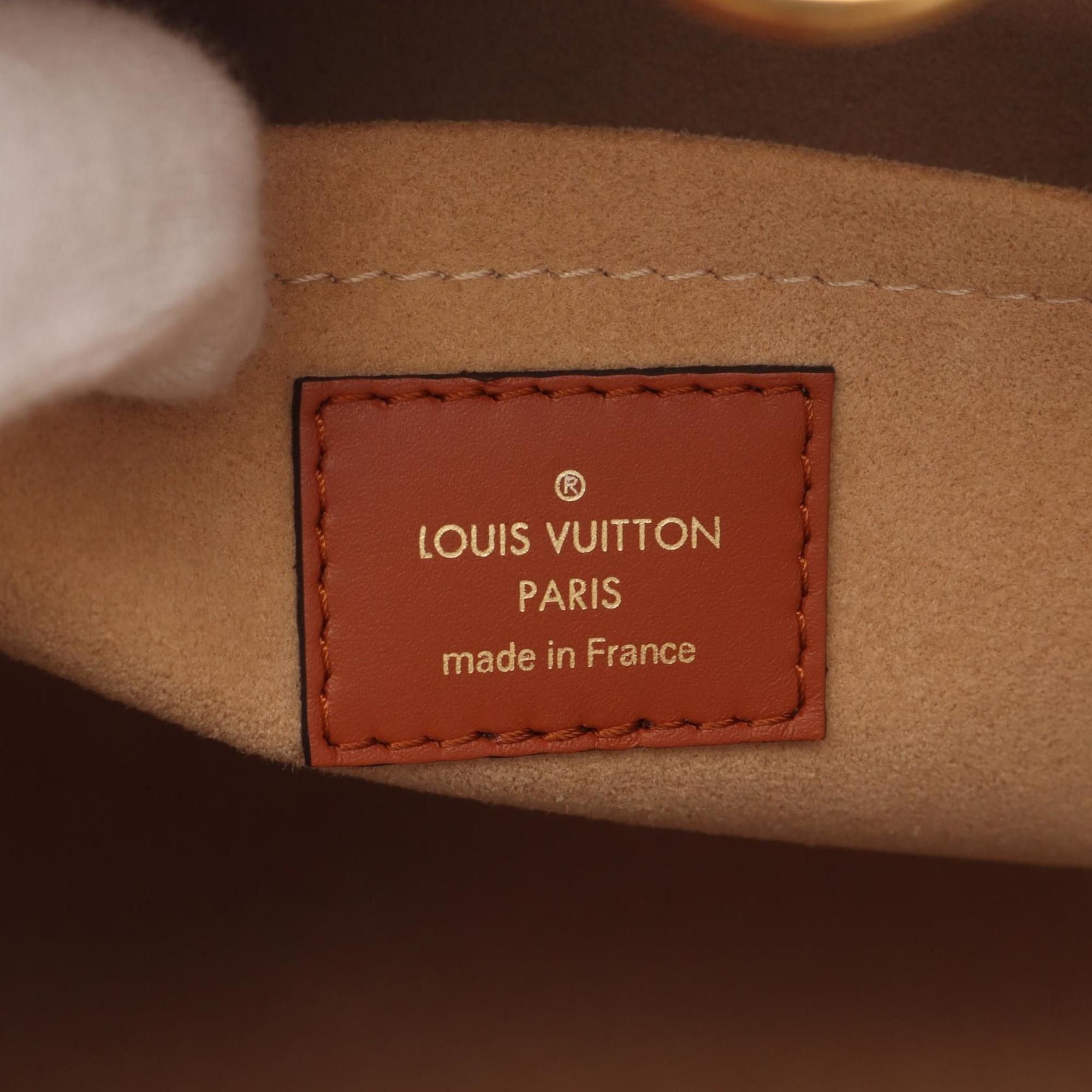 Louis Vuitton Louis Vuitton On my Side handbag Size ONE SIZE - 7 Thumbnail