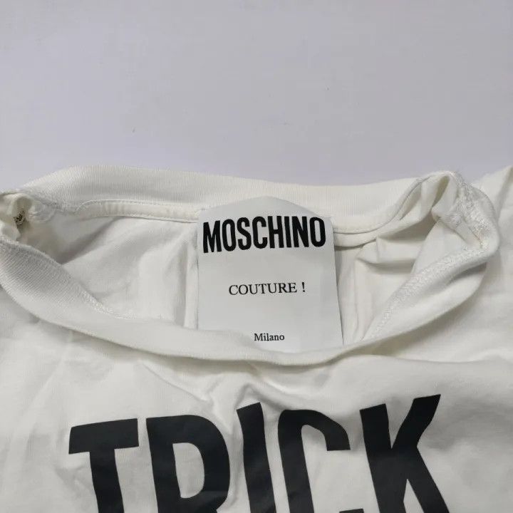 Moschino Moschino White Graphic Short Sleeve T-Shirt 0079 Size L / US 10 / IT 46 - 7 Thumbnail