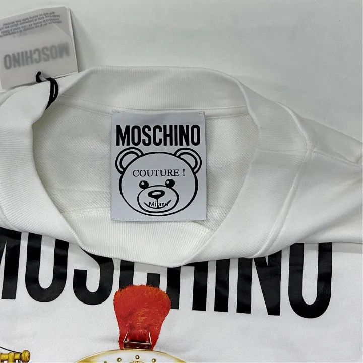 Moschino Moschino Teddy Bear Print Sweatshirt for Women 0079 Size M / US 6-8 / IT 42-44 - 8 Thumbnail