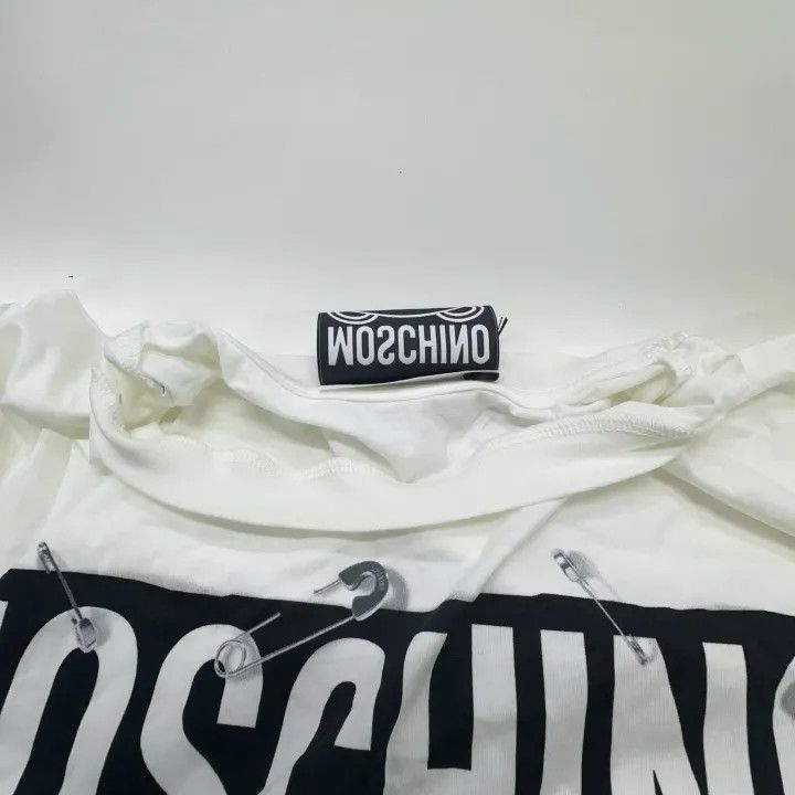 Moschino Moschino Classic Short Sleeve Bear T-shirt 0079 Size XXS / US 00 / IT 34 - 7 Thumbnail