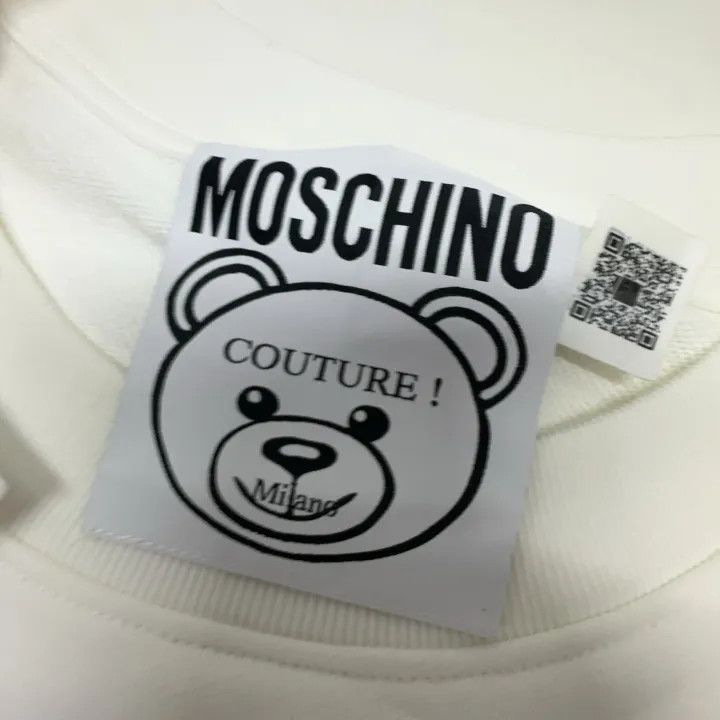 Moschino Moschino White Graphic Sweatshirt for Women 0079 Size M / US 6-8 / IT 42-44 - 5 Thumbnail