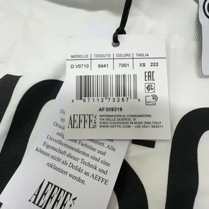 Moschino Moschino White Graphic Short Sleeve T-Shirt 0079 Size XS / US 0-2 / IT 36-38 - 4 Thumbnail