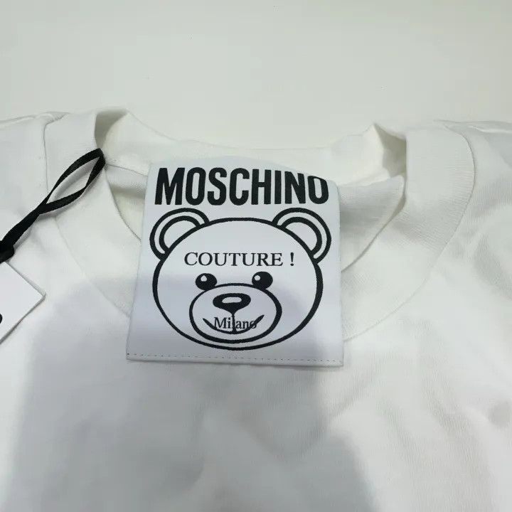 Moschino Moschino Oversized Bear Frame Short Sleeve T-Shirt 0079 Size XXS / US 00 / IT 34 - 4 Thumbnail