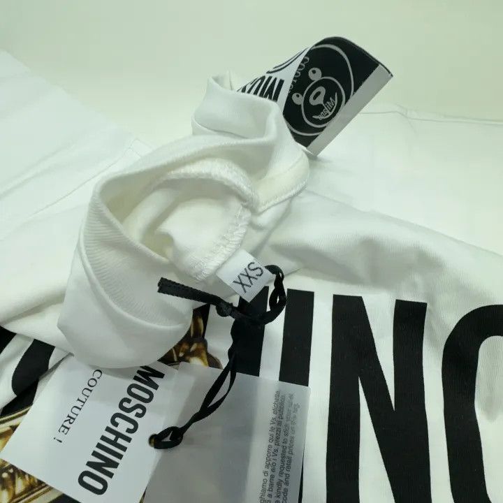 Moschino Moschino Oversized Bear Frame Short Sleeve T-Shirt 0079 Size XXS / US 00 / IT 34 - 6 Thumbnail