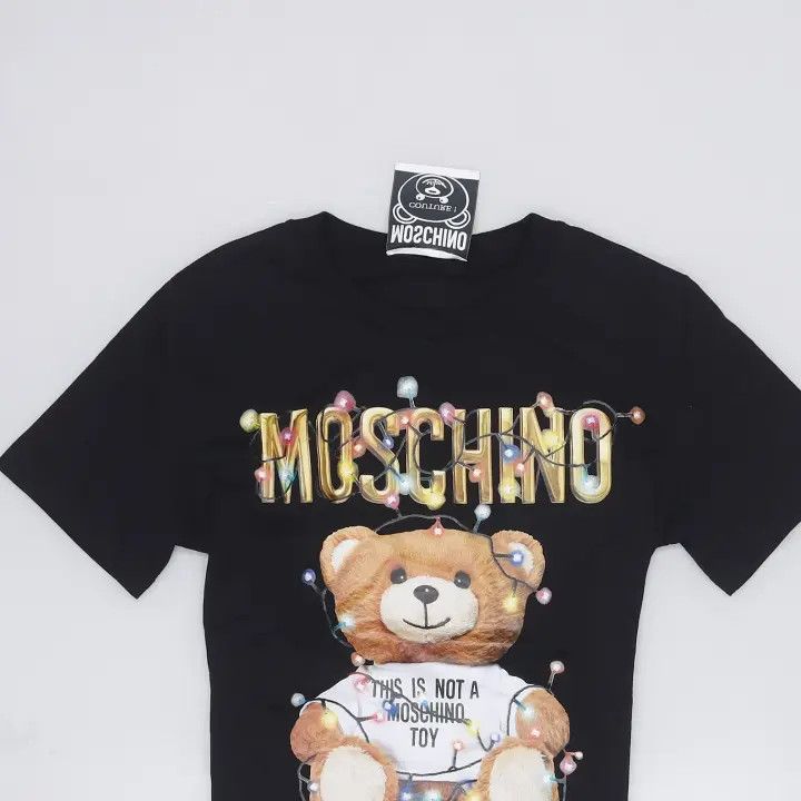 Moschino Moschino Christmas Bear Print Short Sleeve T-Shirt 0079 Size L / US 10 / IT 46 - 3 Thumbnail