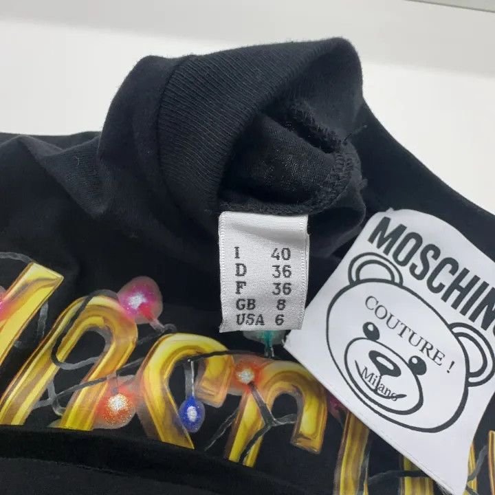 Moschino Moschino Christmas Bear Print Short Sleeve T-Shirt 0079 Size L / US 10 / IT 46 - 13 Thumbnail