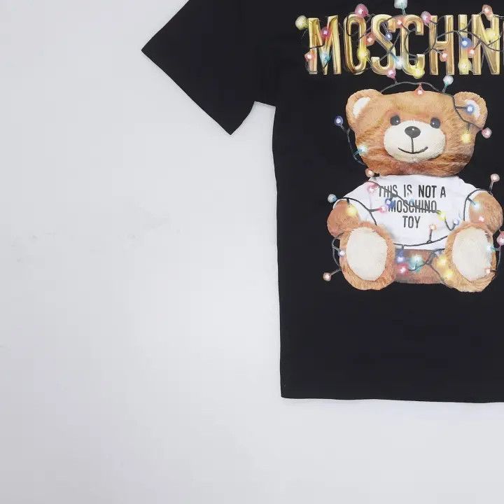 Moschino Moschino Christmas Bear Print Short Sleeve T-Shirt 0079 Size L / US 10 / IT 46 - 4 Thumbnail