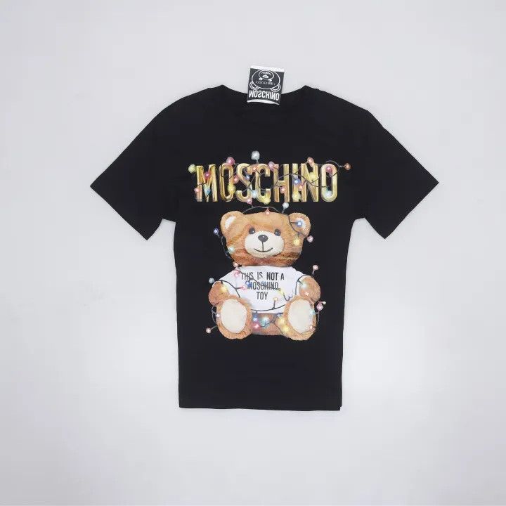 Moschino Moschino Christmas Bear Print Short Sleeve T-Shirt 0079 Size L / US 10 / IT 46 - 2 Thumbnail