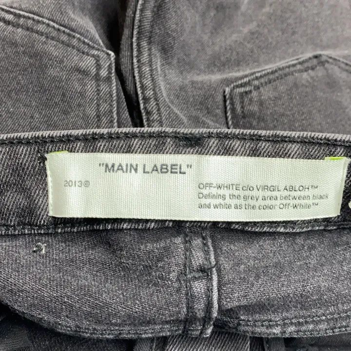 Off-White Off-White Slim-Fit Denim Pants in Black 0079 Size 25" / US 0 / IT 36 - 5 Thumbnail