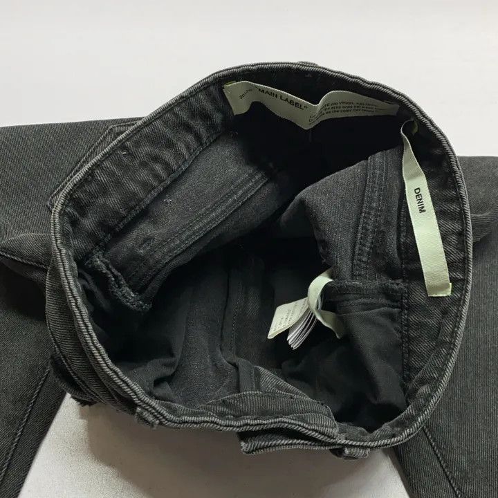 Off-White Off-White Slim-Fit Denim Pants in Black 0079 Size 25" / US 0 / IT 36 - 7 Thumbnail