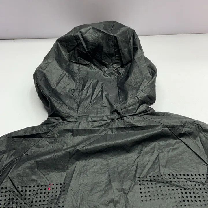 Off-White Nike x OFF-WHITE Foldable Jacket for Women 0079 Size M / US 6-8 / IT 42-44 - 6 Thumbnail