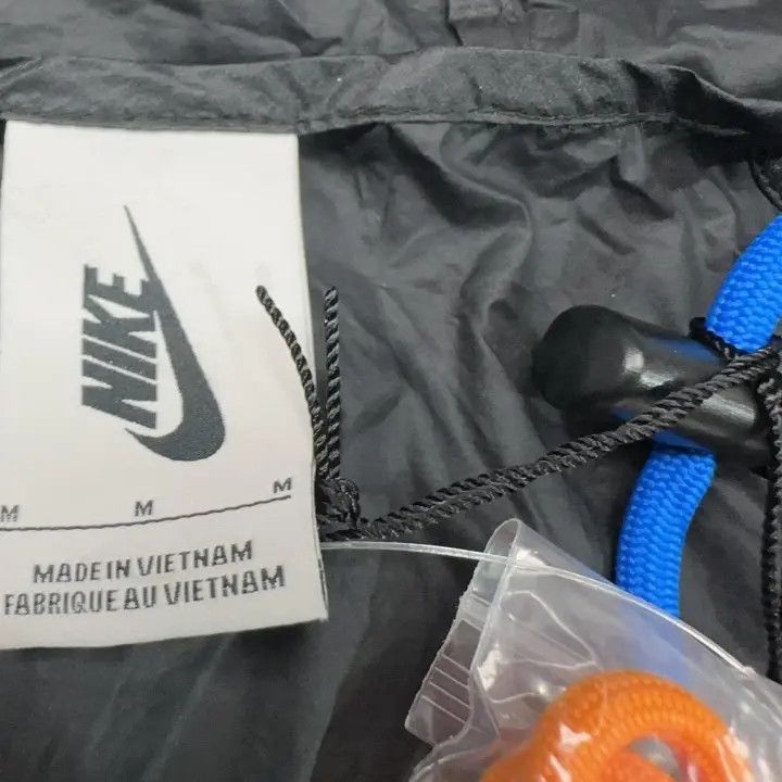 Off-White OFF-WHITE x Nike Women's Foldable Jacket 0079 Size M / US 6-8 / IT 42-44 - 9 Thumbnail