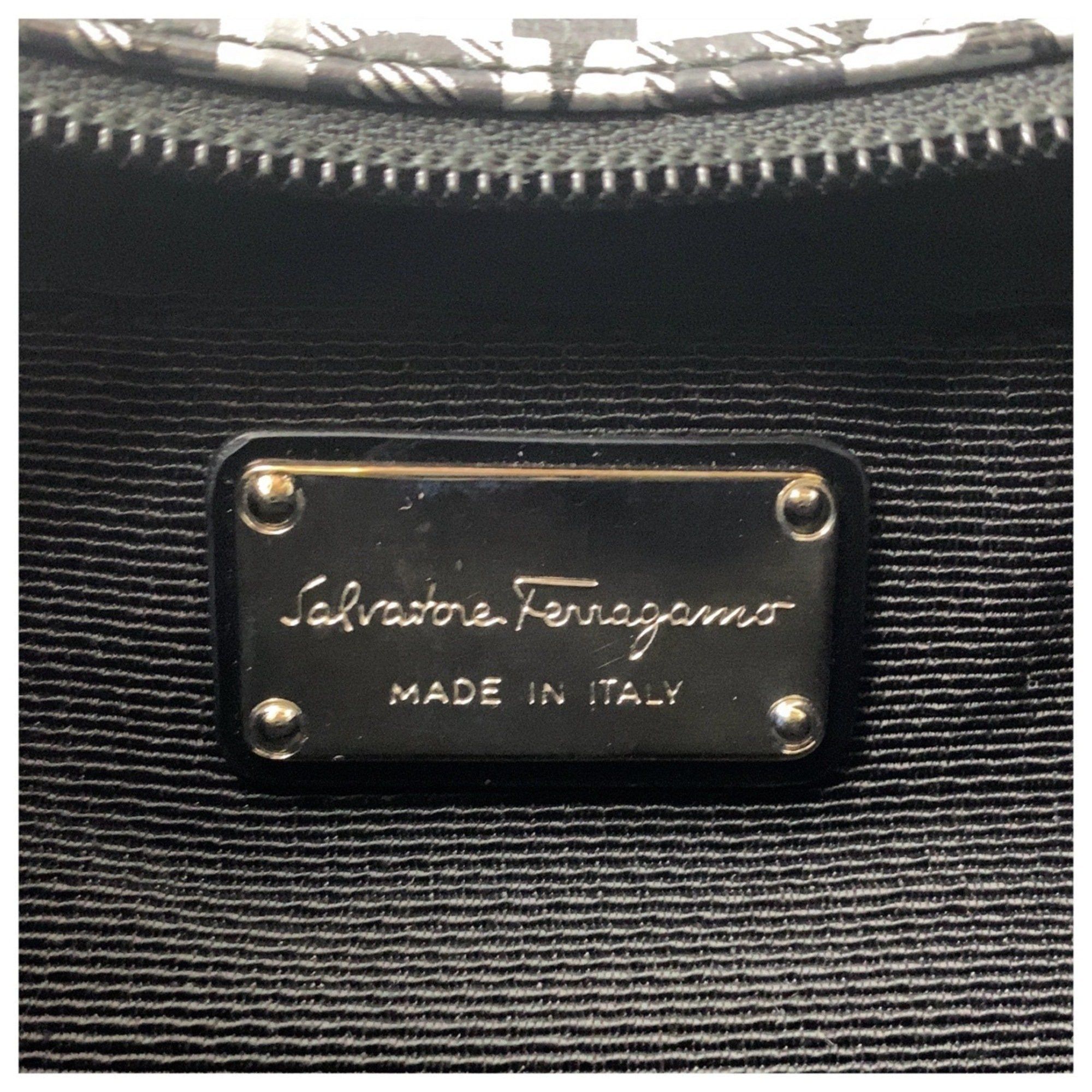 Salvatore Ferragamo Salvatore Ferragamo Black Grey Silver Hardware Shoulder Bag Women's Size ONE SIZE - 9 Thumbnail